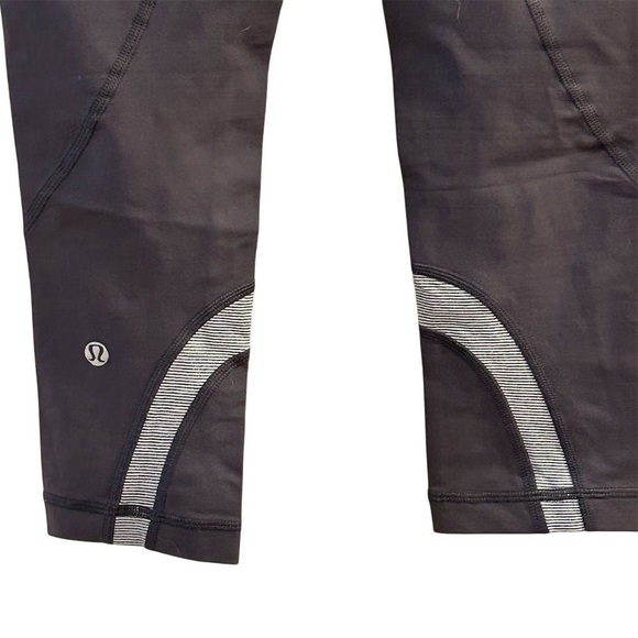 Lululemon Women's Size 4 Black Wee Stripe Crop Leggings Running Yoga - Picture 6 of 8